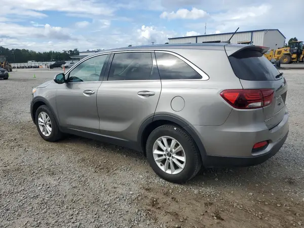 5XYPG4A39KG557805 2019 KIA SORENTO - Image 2