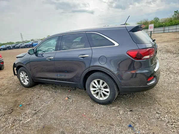 5XYPG4A39KG557979 2019 KIA SORENTO - Image 2
