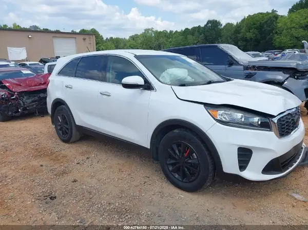 5XYPG4A39KG558940 2019 KIA SORENTO - Image 1