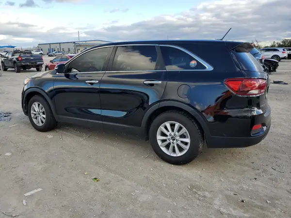 5XYPG4A39KG561952 2019 KIA SORENTO - Image 2