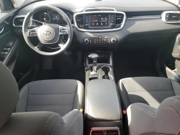 5XYPG4A39KG561997 2019 KIA SORENTO - Image 8