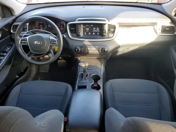 5XYPG4A39KG563796 2019 KIA SORENTO - Image 8