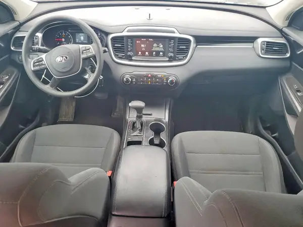 5XYPG4A39KG564138 2019 KIA SORENTO - Image 8