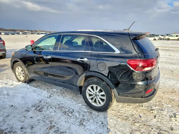 5XYPG4A39KG565810 2019 KIA SORENTO - Image 2
