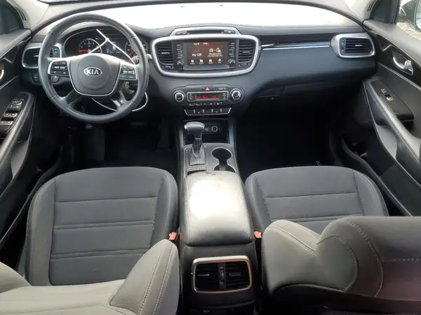 5XYPG4A39KG571297 2019 KIA SORENTO - Image 8