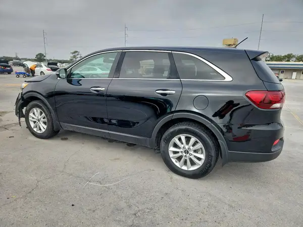 5XYPG4A39KG577309 2019 KIA SORENTO - Image 2