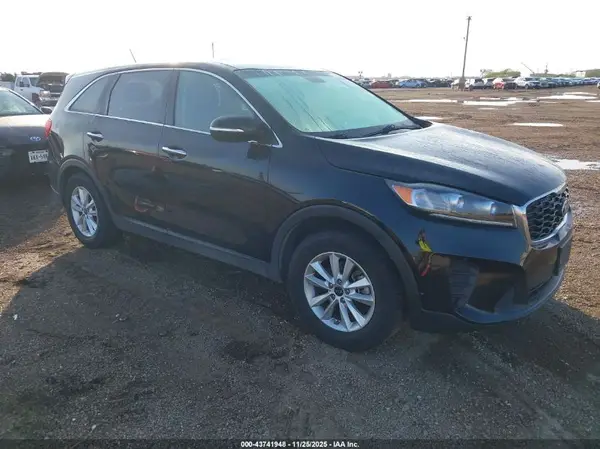 5XYPG4A39KG593039 2019 KIA SORENTO - Image 1