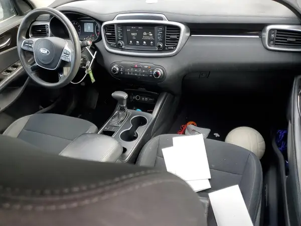5XYPG4A39KG593042 2019 KIA SORENTO - Image 8