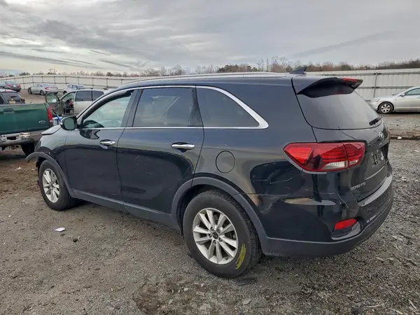 5XYPG4A39KG595244 2019 KIA SORENTO - Image 2