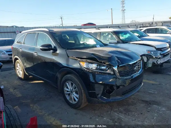 5XYPG4A39KG595292 2019 KIA SORENTO - Image 1