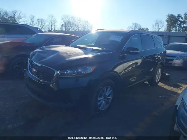 5XYPG4A39KG595292 2019 KIA SORENTO - Image 2