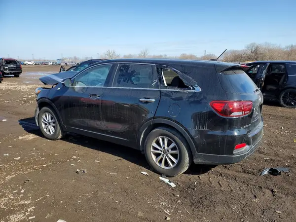 5XYPG4A39KG595647 2019 KIA SORENTO - Image 2