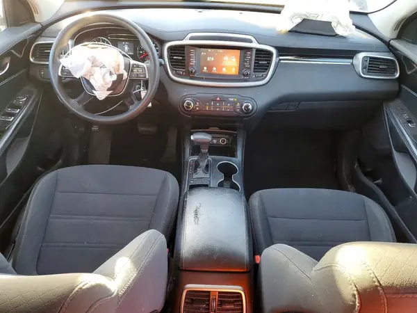 5XYPG4A39KG595647 2019 KIA SORENTO - Image 8