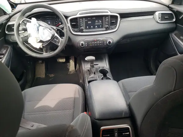 5XYPG4A39KG597298 2019 KIA SORENTO - Image 8