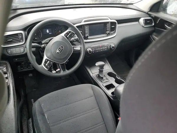5XYPG4A39KG597561 2019 KIA SORENTO - Image 8