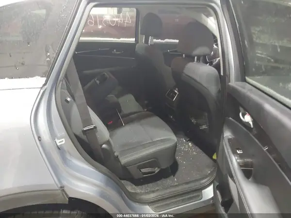 5XYPG4A39KG603732 2019 KIA SORENTO - Image 8