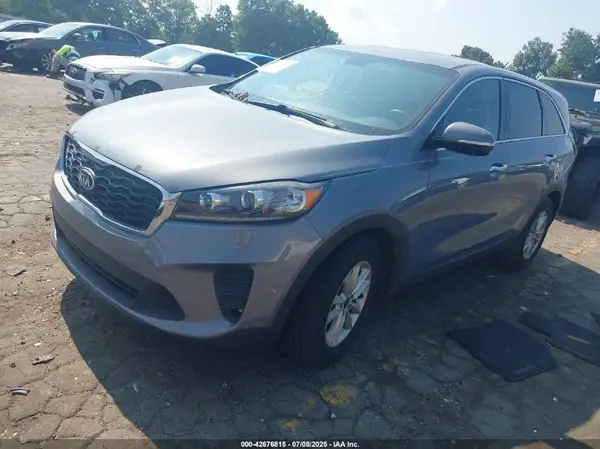 5XYPG4A39KG604444 2019 KIA SORENTO - Image 2