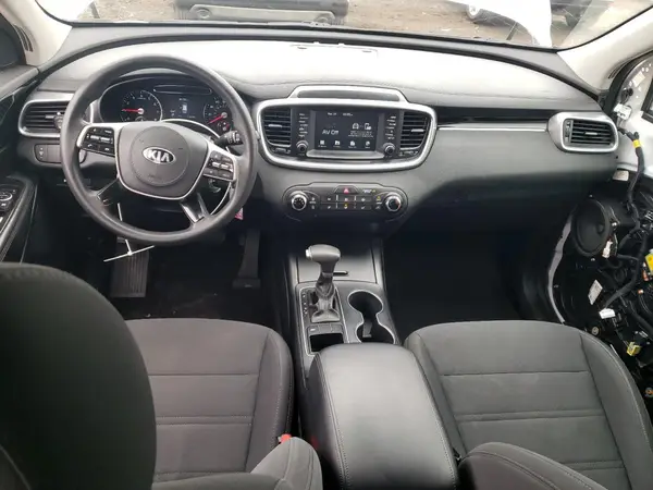 5XYPG4A39KG611247 2019 KIA SORENTO - Image 8