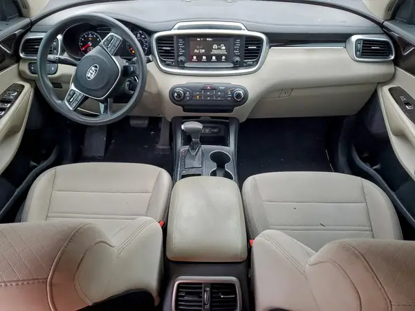 5XYPG4A39LG630074 2020 KIA SORENTO - Image 8