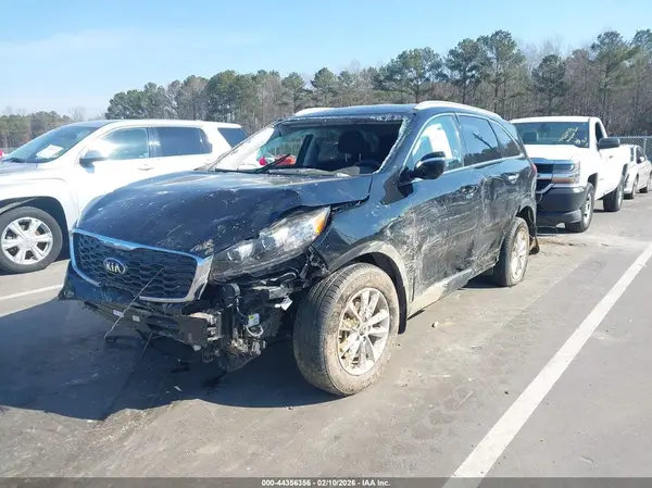 5XYPG4A39LG637302 2020 KIA SORENTO - Image 2