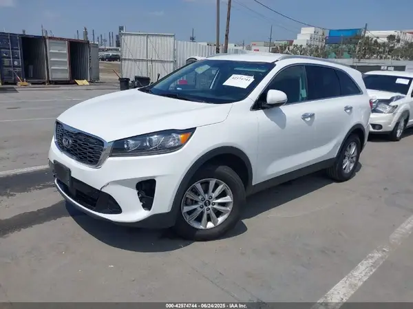 5XYPG4A39LG648168 2020 KIA SORENTO - Image 2