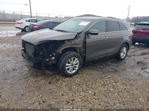 5XYPG4A39LG650177 2020 KIA SORENTO - Image 2
