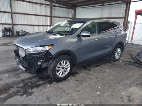 5XYPG4A39LG650809 2020 KIA SORENTO - Image 2