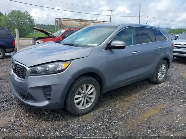 5XYPG4A39LG652818 2020 KIA SORENTO - Image 2