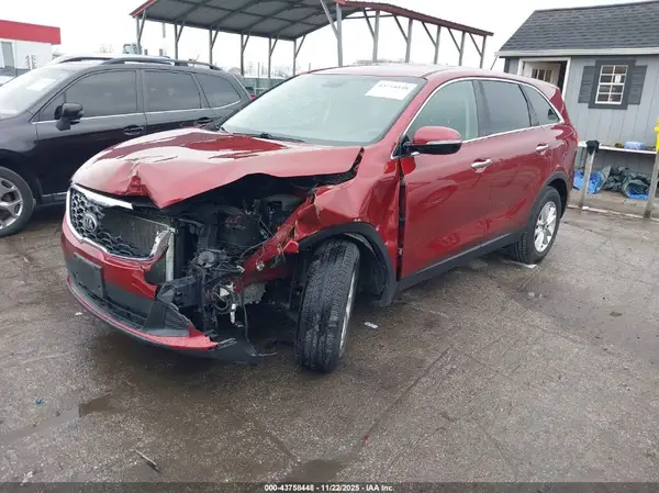 5XYPG4A39LG671787 2020 KIA SORENTO - Image 2