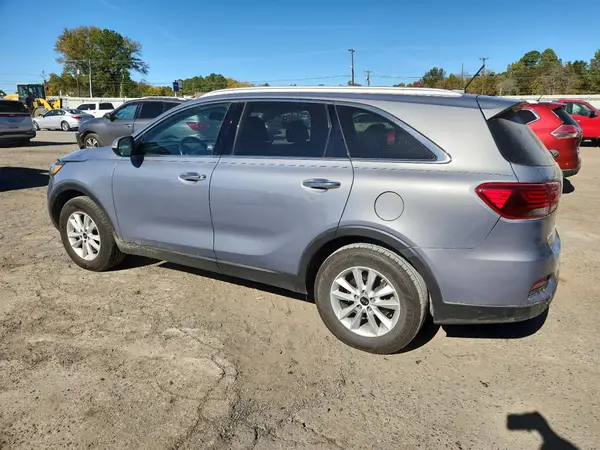 5XYPG4A39LG677606 2020 KIA SORENTO - Image 2