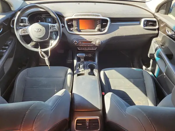 5XYPG4A39LG677606 2020 KIA SORENTO - Image 8