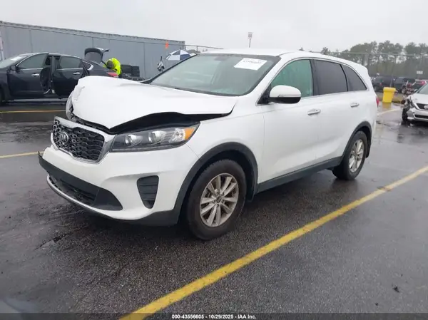 5XYPG4A39LG711804 2020 KIA SORENTO - Image 2