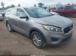 5XYPG4A3XGG007892 2016 KIA SORENTO