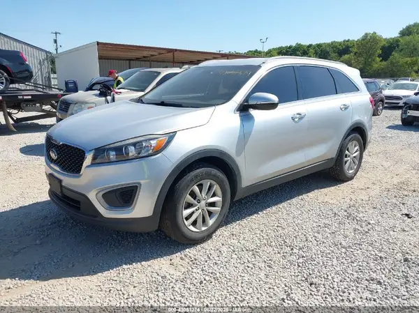 5XYPG4A3XGG012624 2016 KIA SORENTO - Image 2