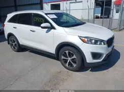 5XYPG4A3XGG017435 2016 KIA SORENTO