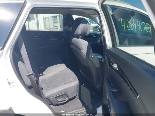 5XYPG4A3XGG017435 2016 KIA SORENTO - Image 8