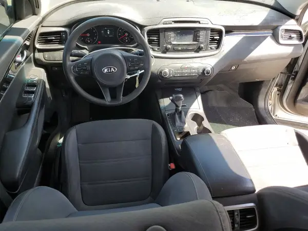 5XYPG4A3XGG018973 2016 KIA SORENTO - Image 8