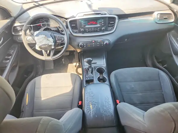 5XYPG4A3XGG024918 2016 KIA SORENTO - Image 8