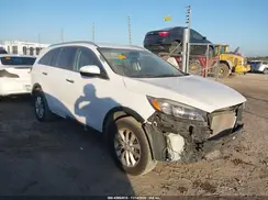 5XYPG4A3XGG026815 2016 KIA SORENTO