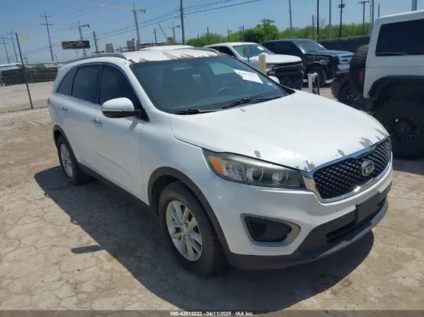 5XYPG4A3XGG028712 2016 KIA SORENTO - Image 1