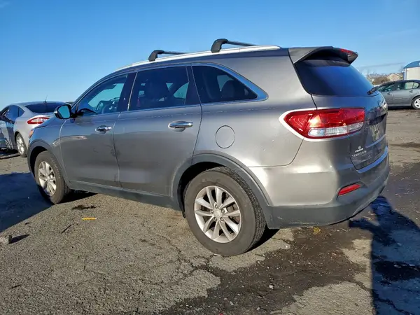 5XYPG4A3XGG035708 2016 KIA SORENTO - Image 2