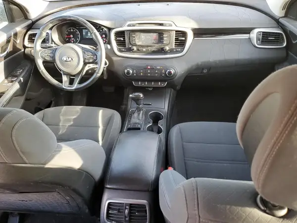 5XYPG4A3XGG037412 2016 KIA SORENTO - Image 8
