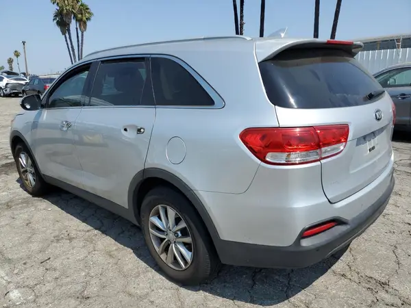 5XYPG4A3XGG039760 2016 KIA SORENTO - Image 2