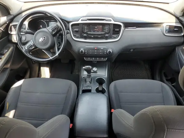 5XYPG4A3XGG039760 2016 KIA SORENTO - Image 8
