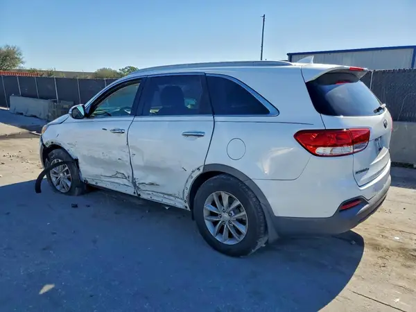 5XYPG4A3XGG042836 2016 KIA SORENTO - Image 2