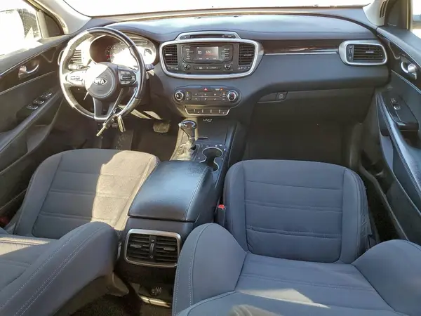 5XYPG4A3XGG046983 2016 KIA SORENTO - Image 8