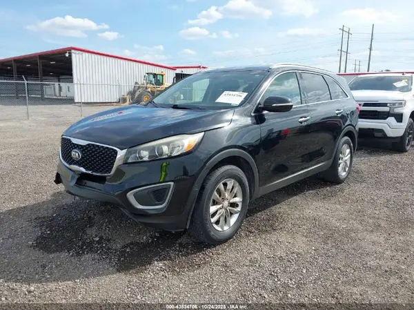 5XYPG4A3XGG048121 2016 KIA SORENTO - Image 2