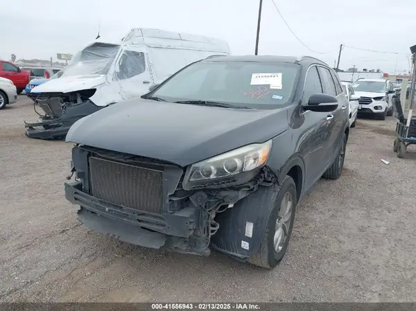 5XYPG4A3XGG048720 2016 KIA SORENTO - Image 2