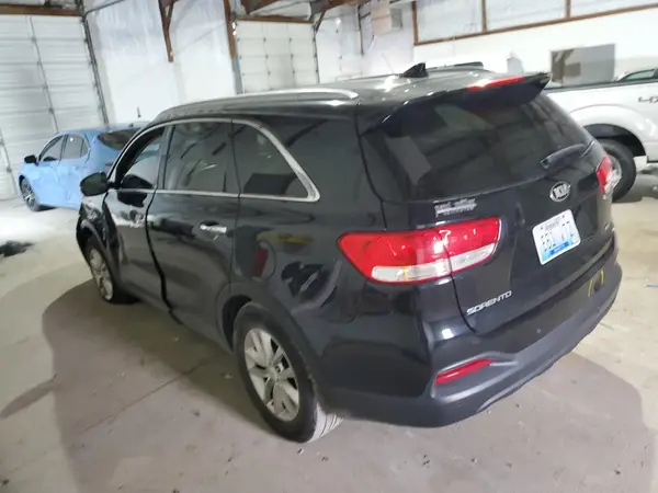 5XYPG4A3XGG049821 2016 KIA SORENTO - Image 2