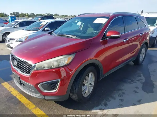 5XYPG4A3XGG050676 2016 KIA SORENTO - Image 2